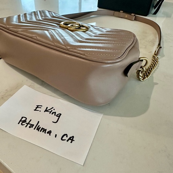 Small Gucci Marmont in Dusty Rose Leather - Picture 5 of 16